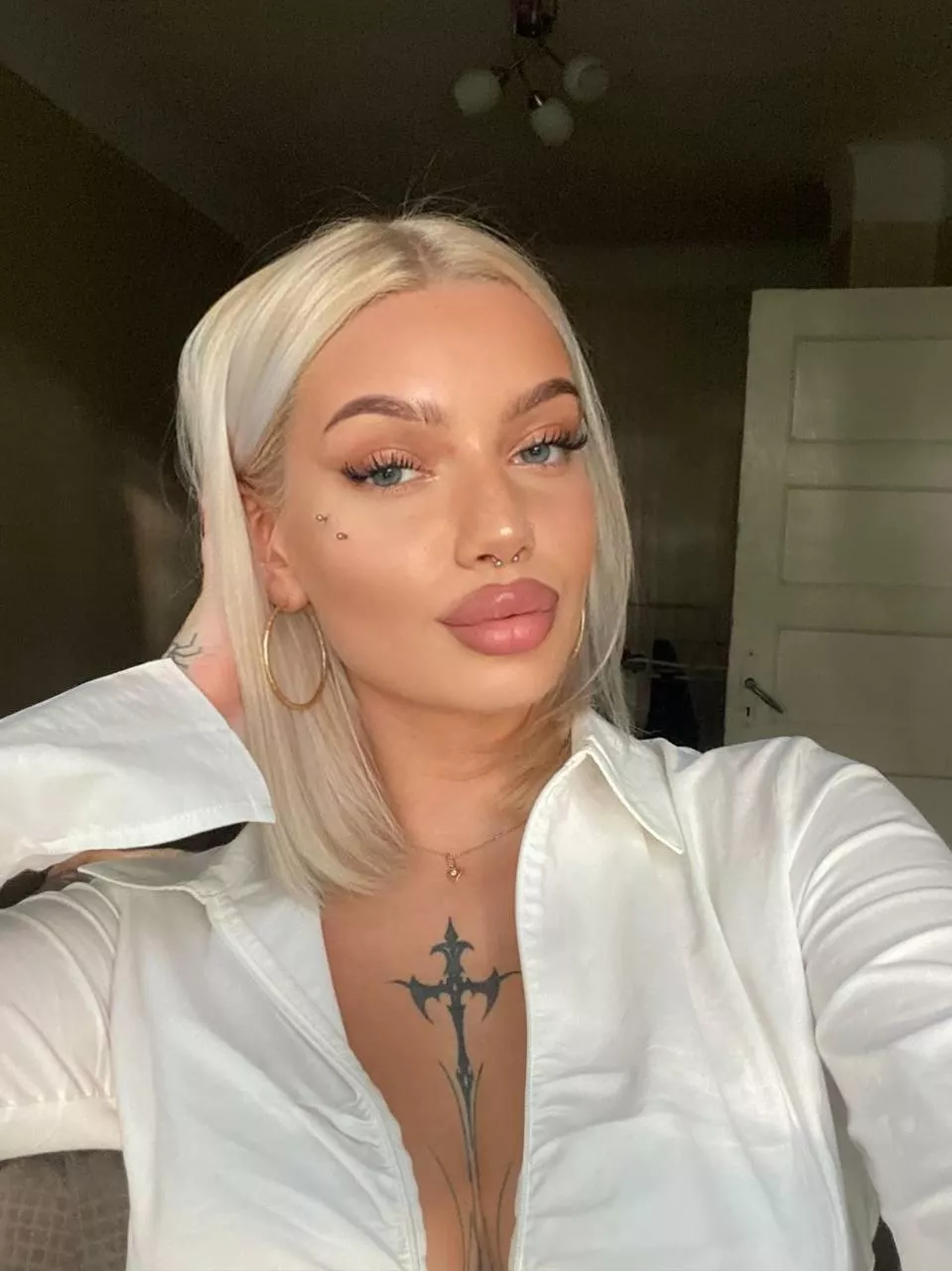 what is the first thing that comes in your mind when you see me? 