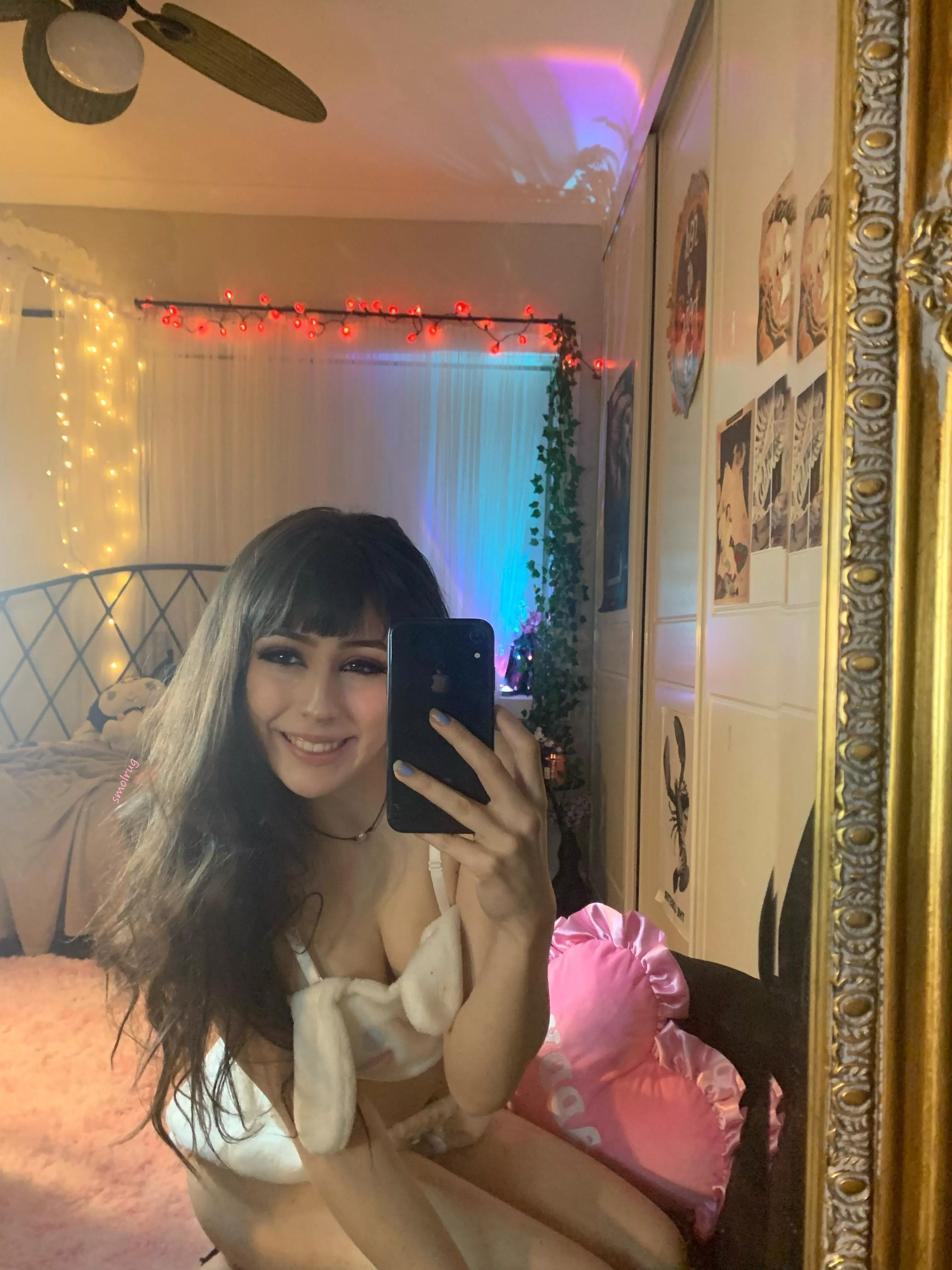 I hope u like smol bunny girls x