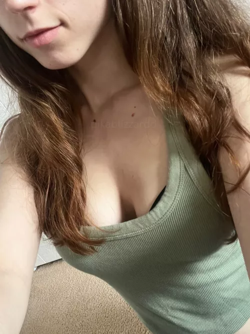 If I could be any drink I’d be an iced matcha latte [F]