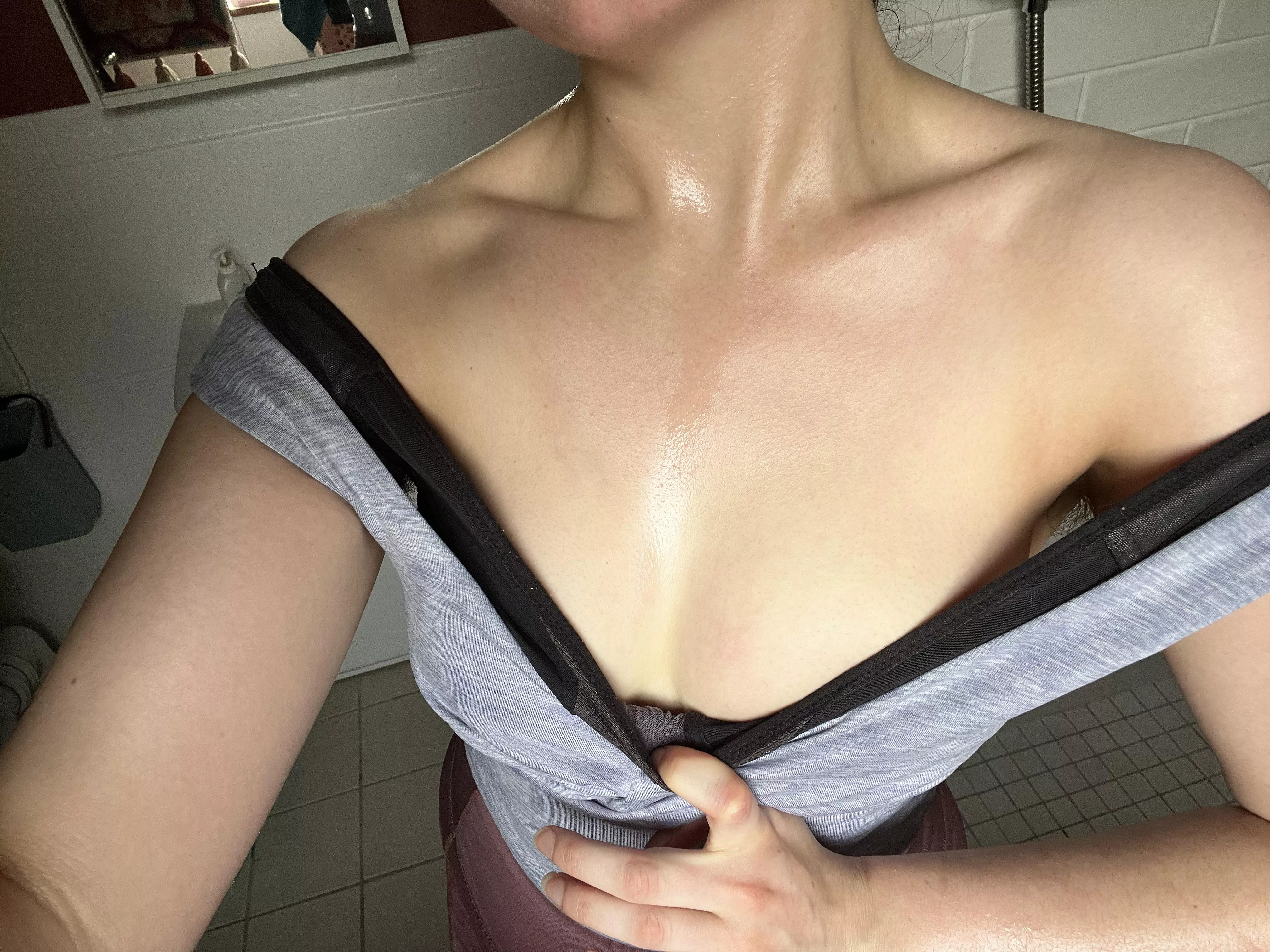 Post 10k sweaty cleavage 