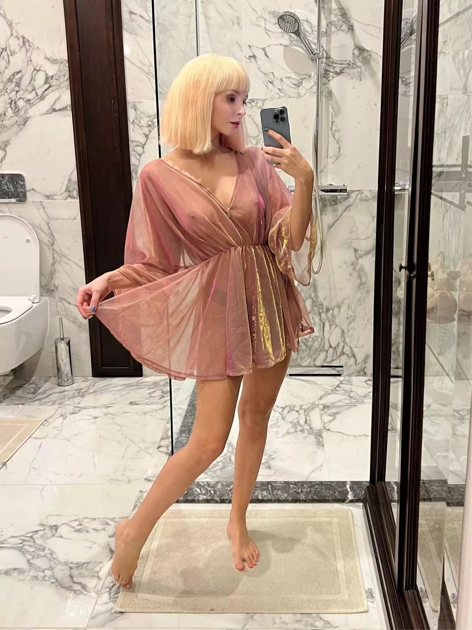 When I'm wearing this dress on our dates, you will have easy access to my whole body ;)