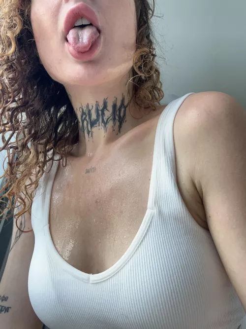 you like sweaty girls, look how wet I am