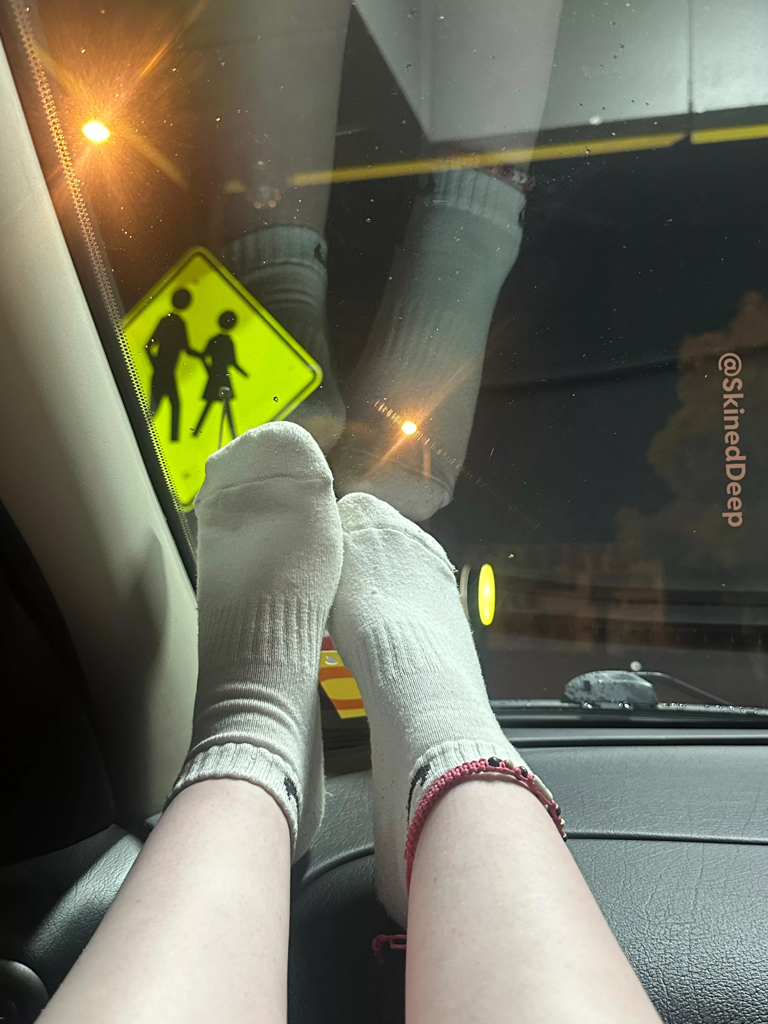 [18F]Late night drives 😴