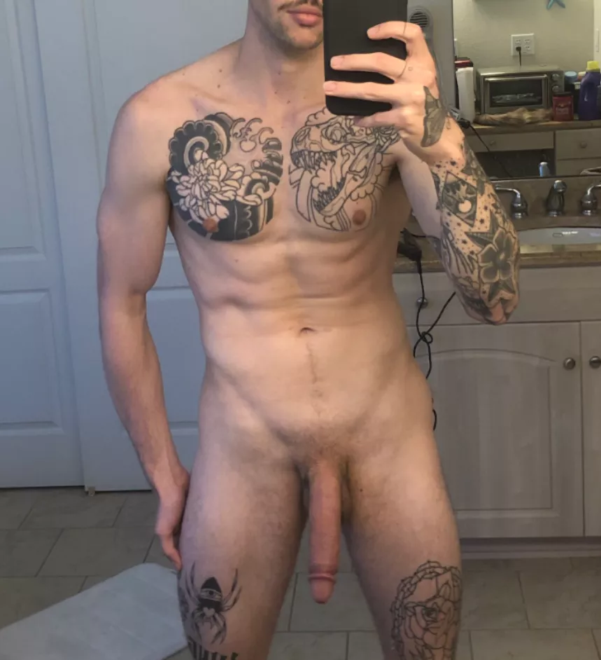 Can I send you pics like this but just as bros?