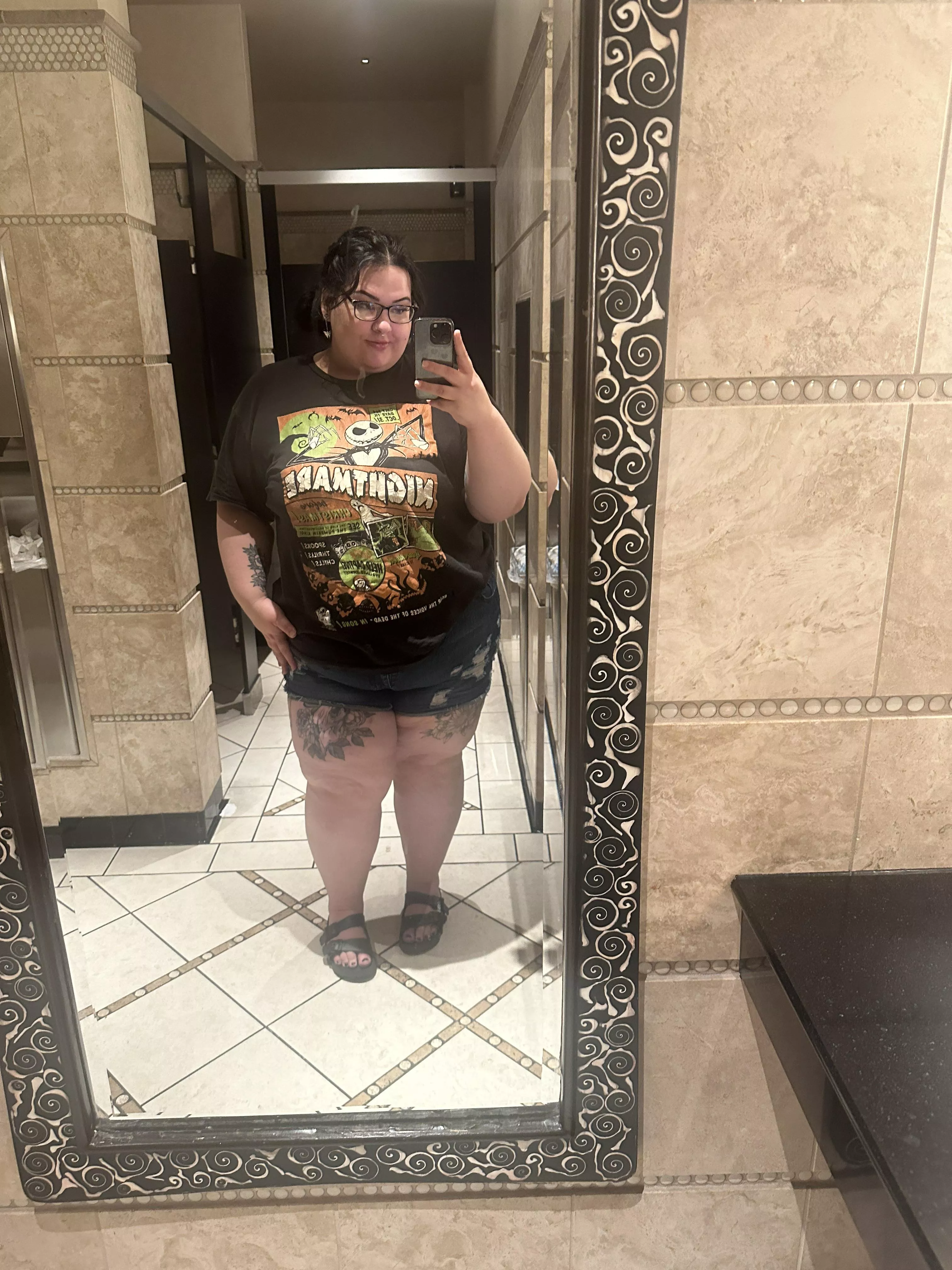 Cutie bathroom pic 🥰😘