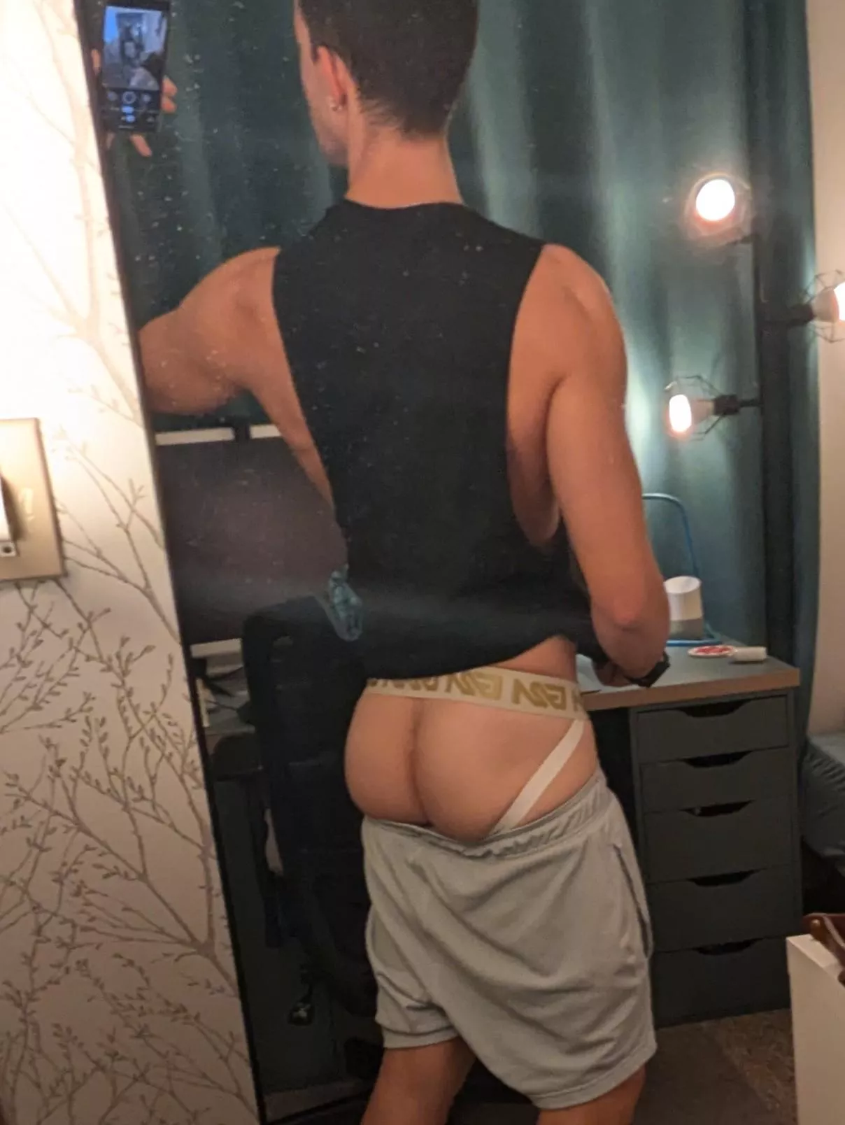 If you saw me wearing this at the gym what would you do?