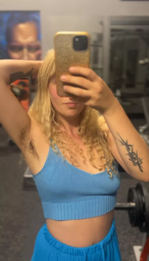Sweaty pits in the gym