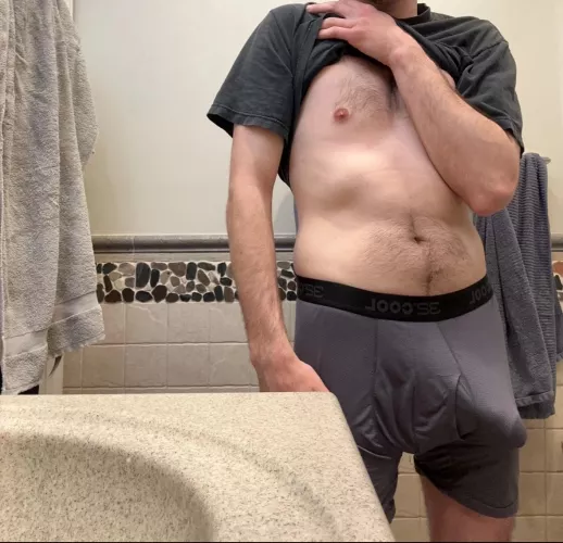 (26) help yourself x