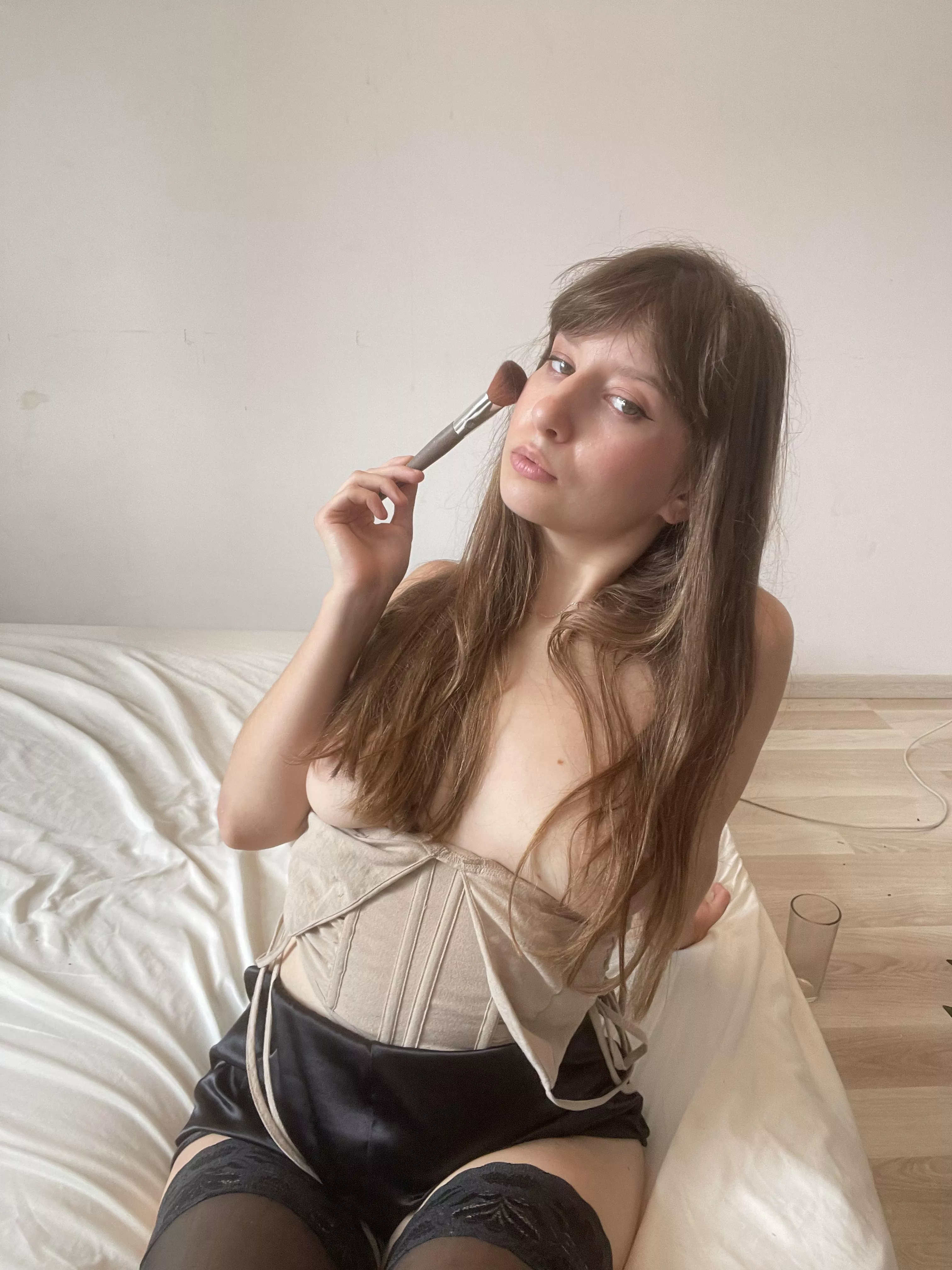 Do you pull my hair hard when you take me from behind?