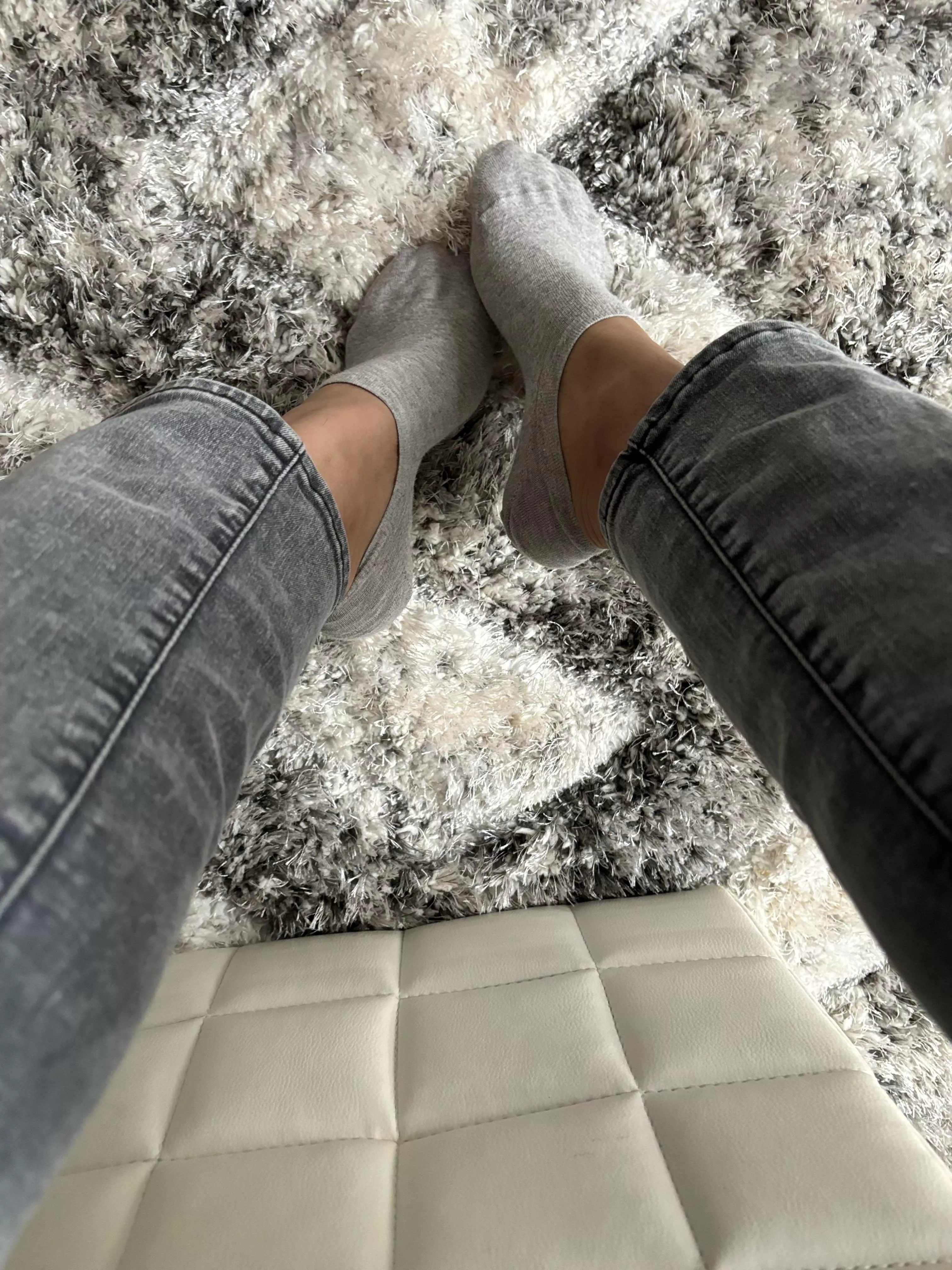 I want my toes sucked the feeling is ticklish 