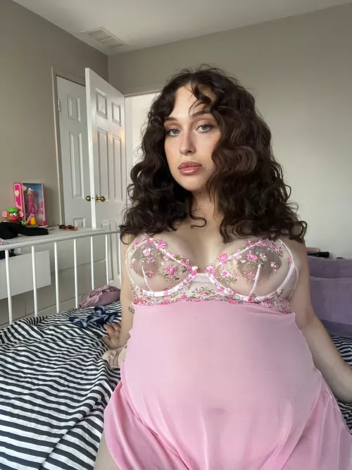 Milk my pregnant titties?