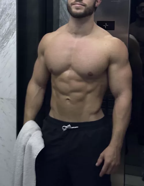 [25] would you join me to the pool 