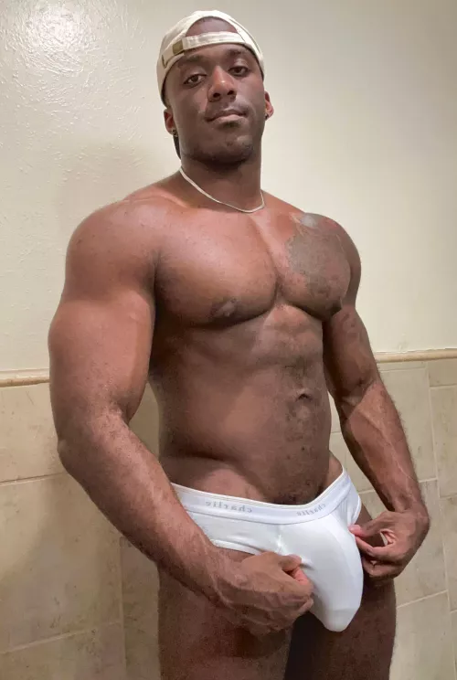 [26] Help a bro with heavy package