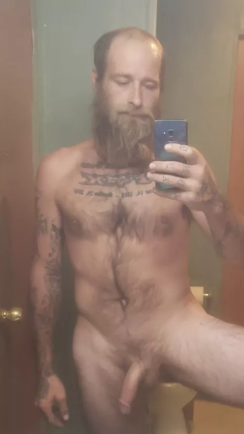 33 they say dad bods are better