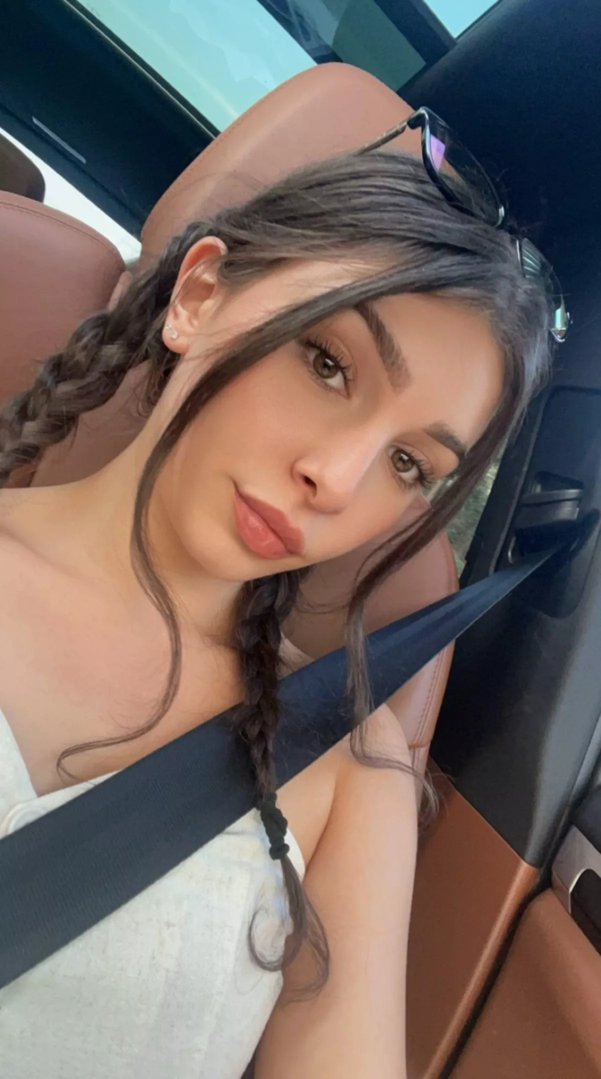 All dolled up but no date 