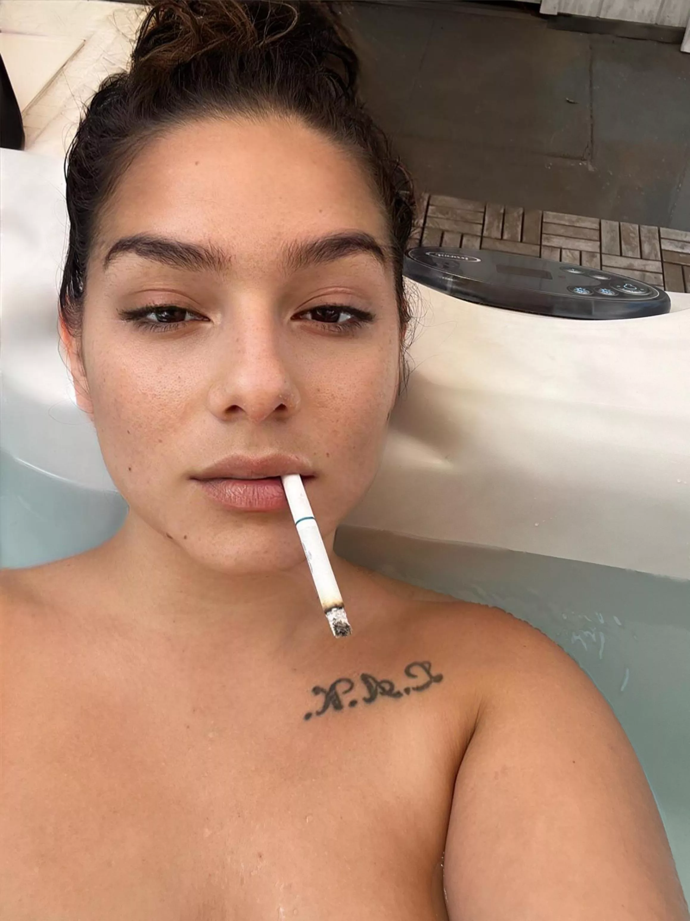 Is mercury in retrograde for anyone else? I need a smoke. Join me