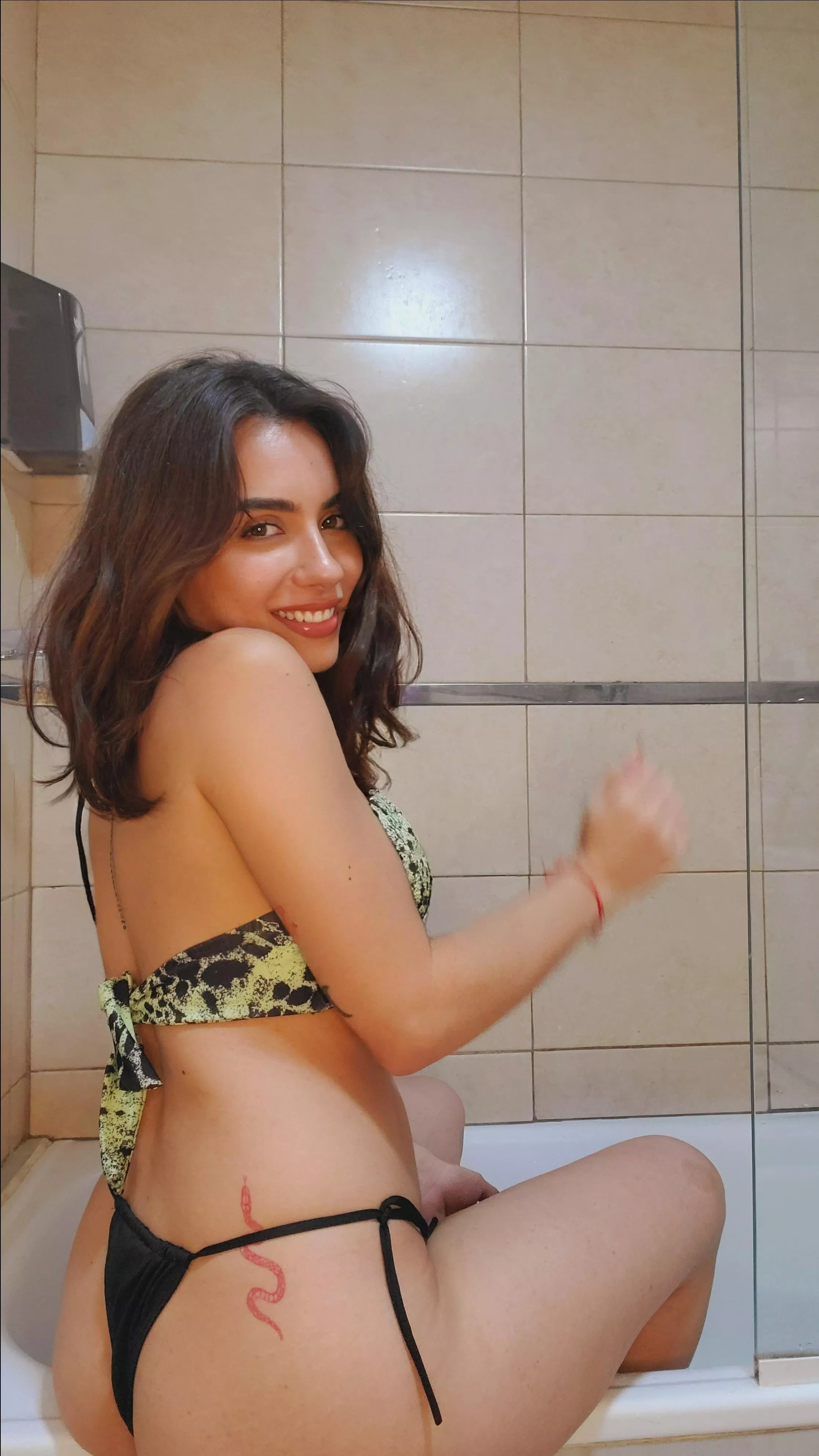 Love the light in the bathroom