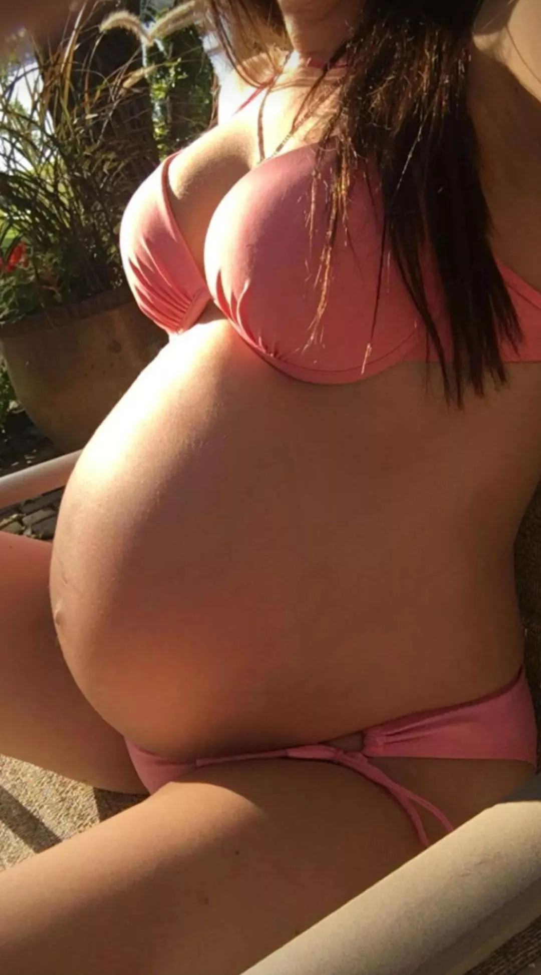 Sun's out pregnant belly out