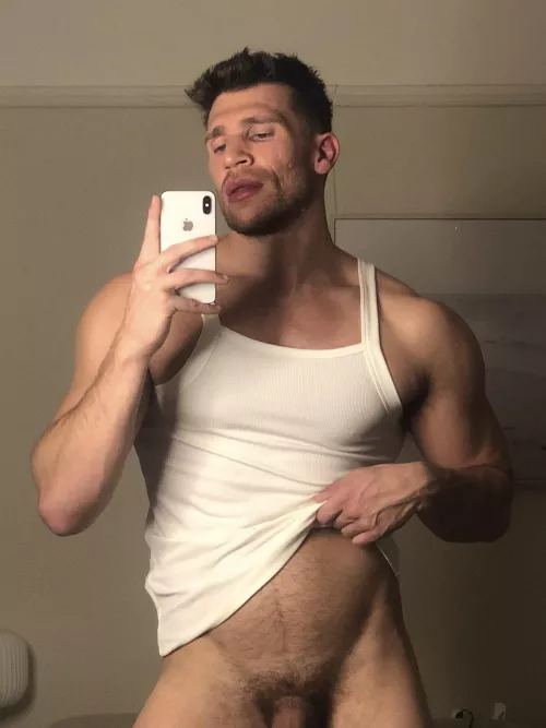 Wanna lick my V? 😏