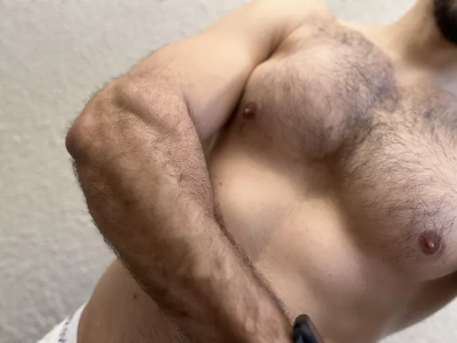 Would you 👅 or 🤏?