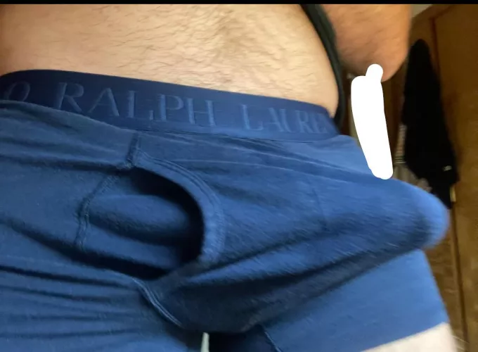 21, about to jerk off lol 