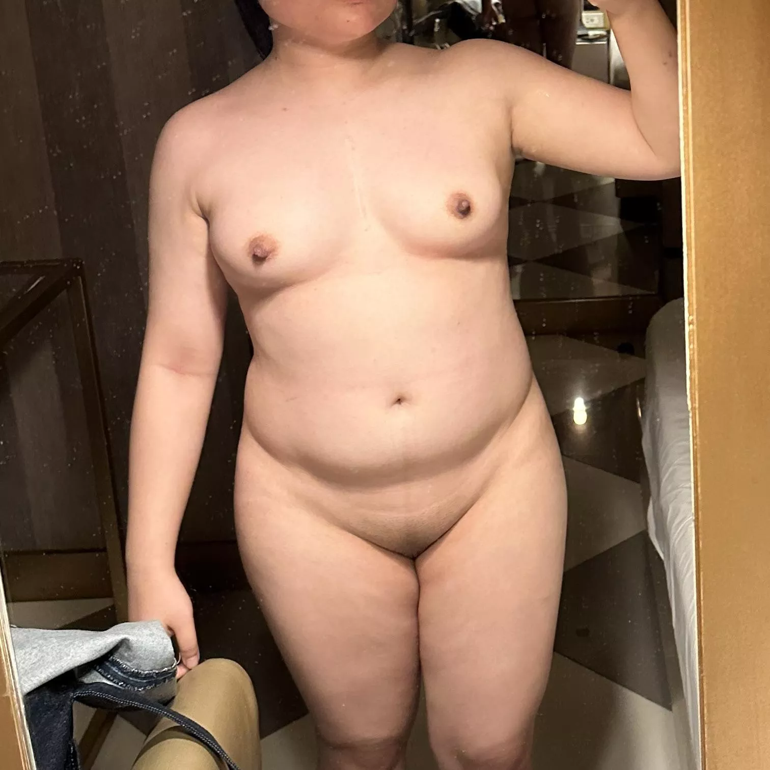 30F 4’10” 110lbs