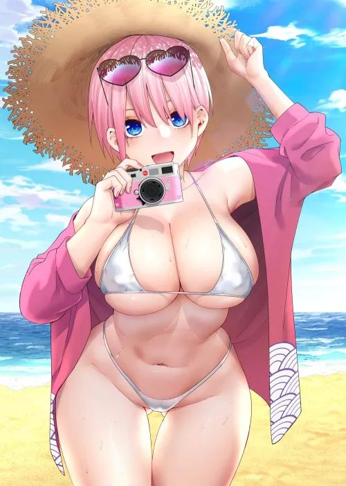 Ichika On The Beach With Her Camera [The Quintessential Quintuplets]