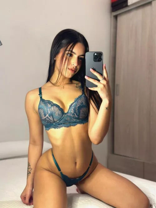 is this what you would've expected to see under my school outfit...? [F18]