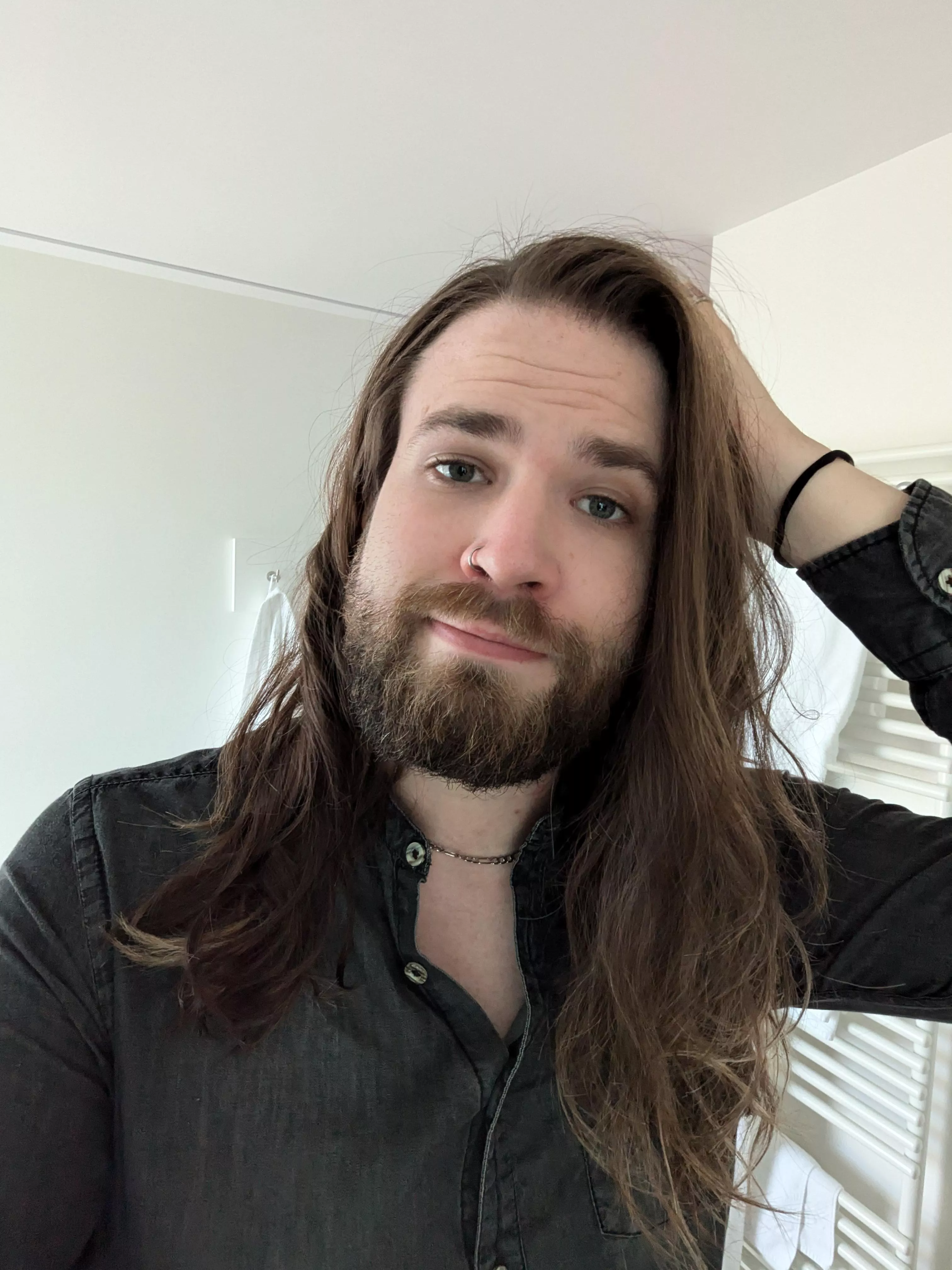 Looking for some people to play Dbd or Overwatch. Or just people to chat with 