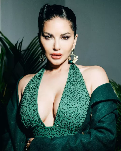 Sunny Leone 