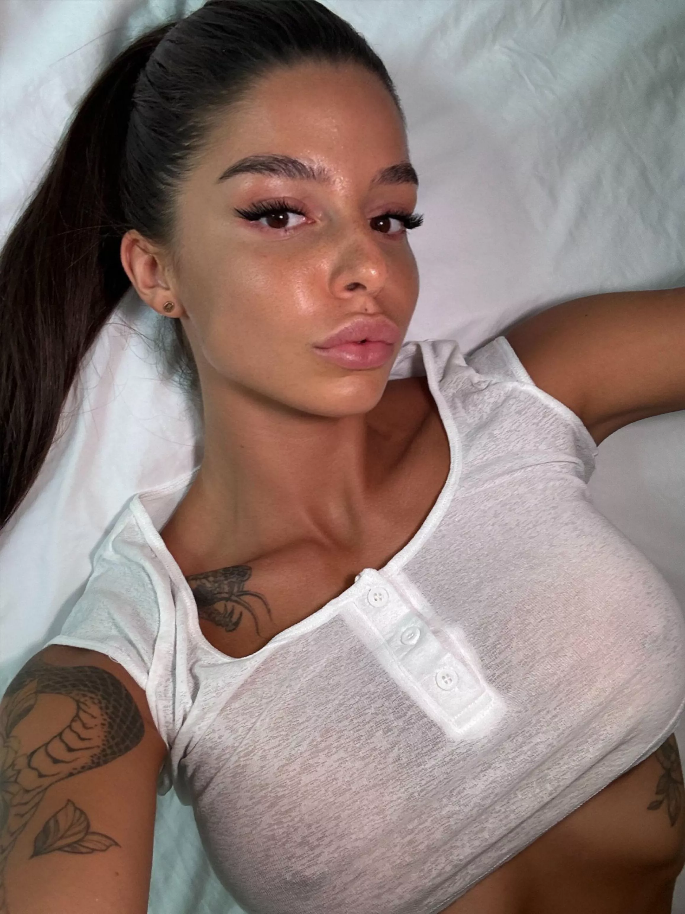 sweet lips and transparent top