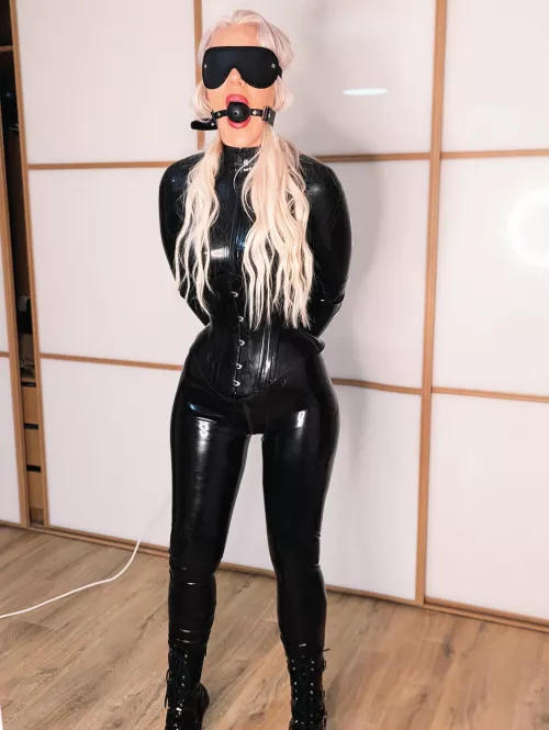 You find me like this, your first move is..