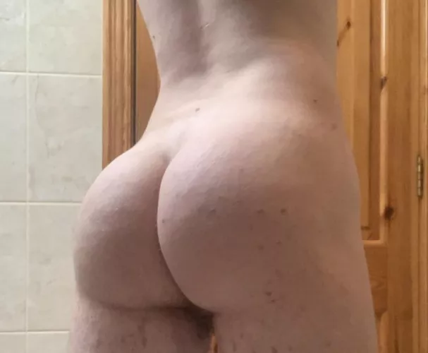 20 hmu to watch some ass on call