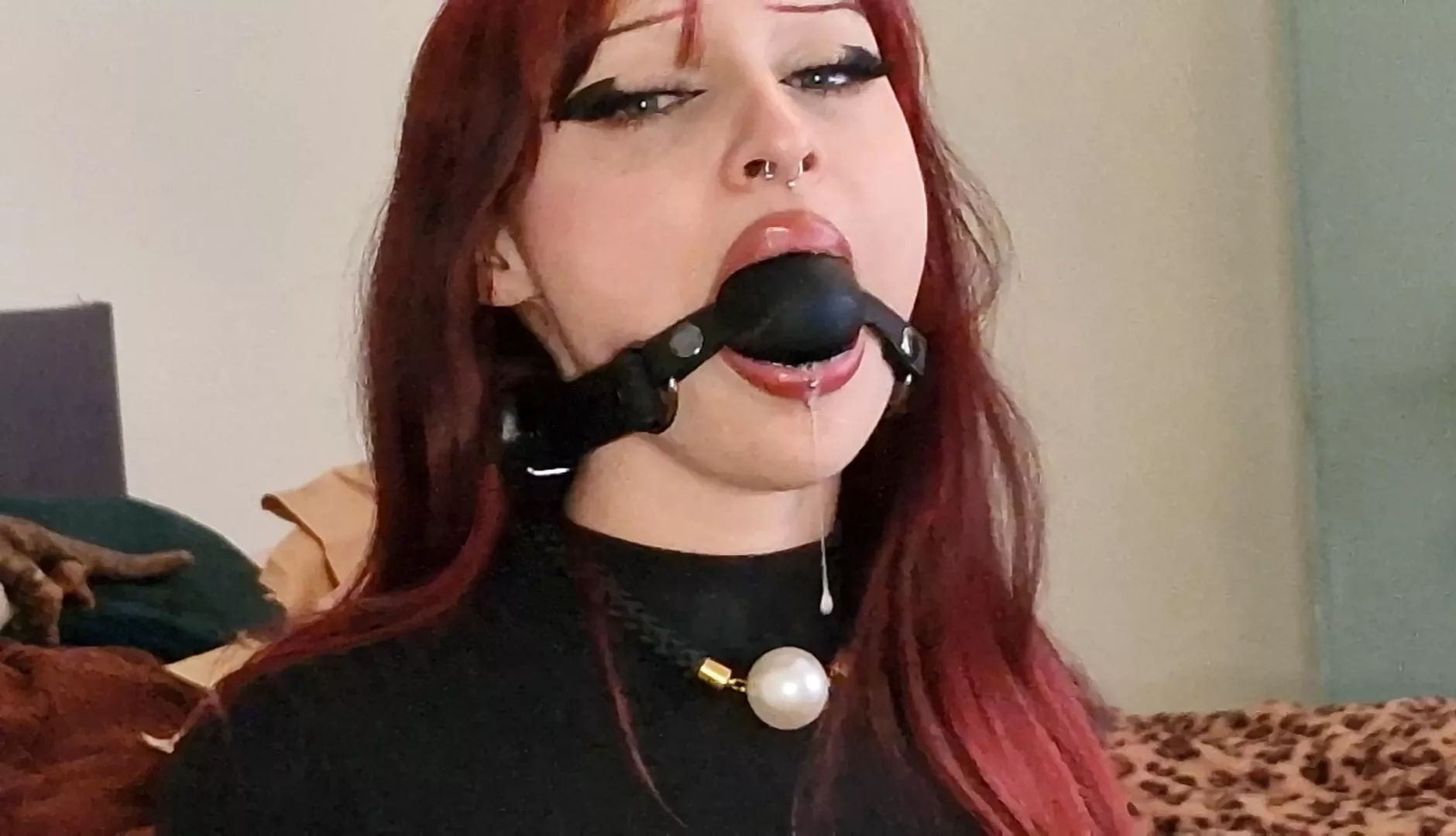 Actually in love with my new big ball gag 🖤 [F]