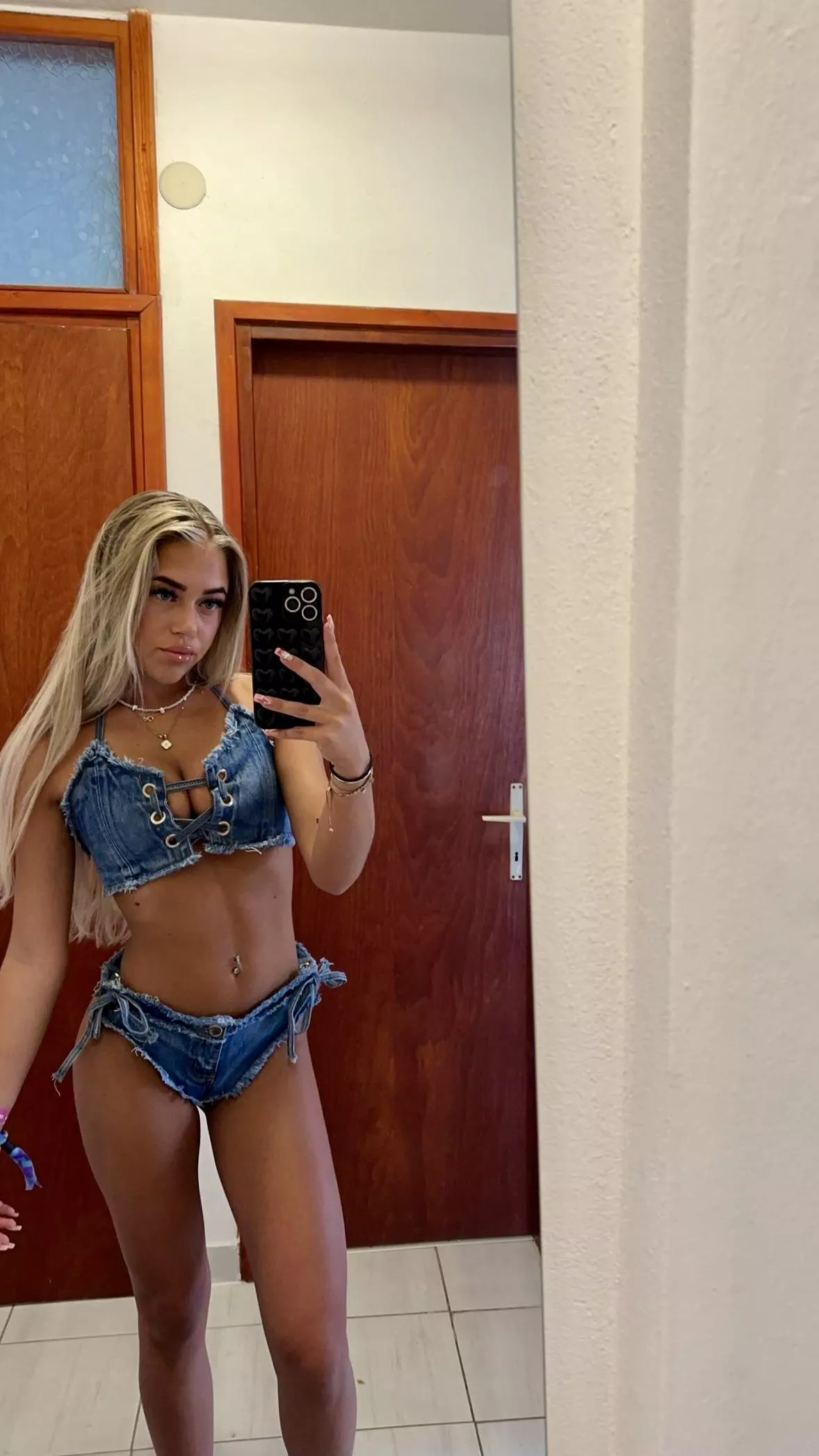 bikini on, belly button out!