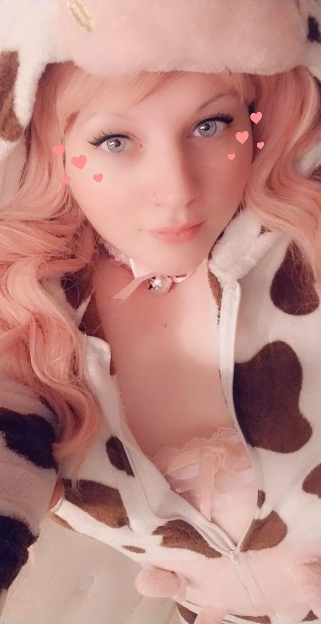 Cuddly pajammies and playing WoW