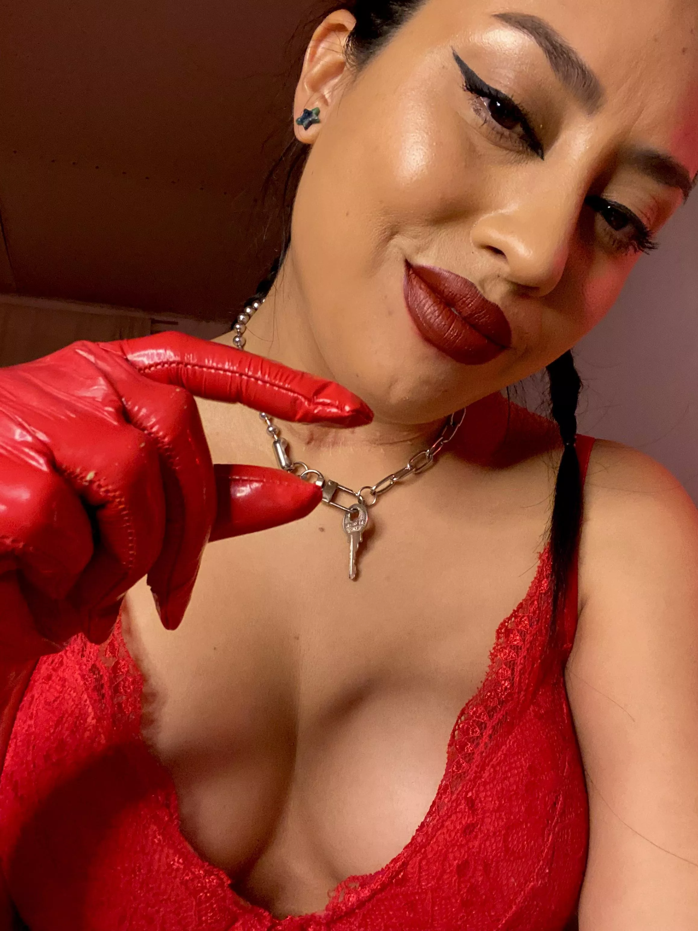 How does it feel not to be able to fulfill the patriarchal task of satisfying a woman?