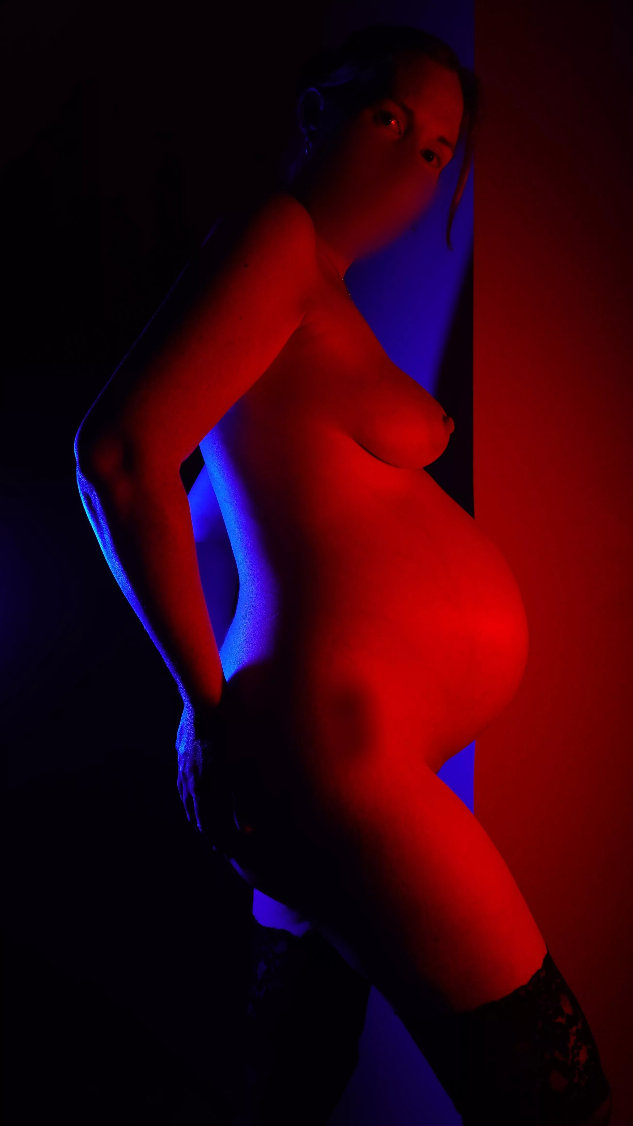 Imagine how you'd look behind me in this light