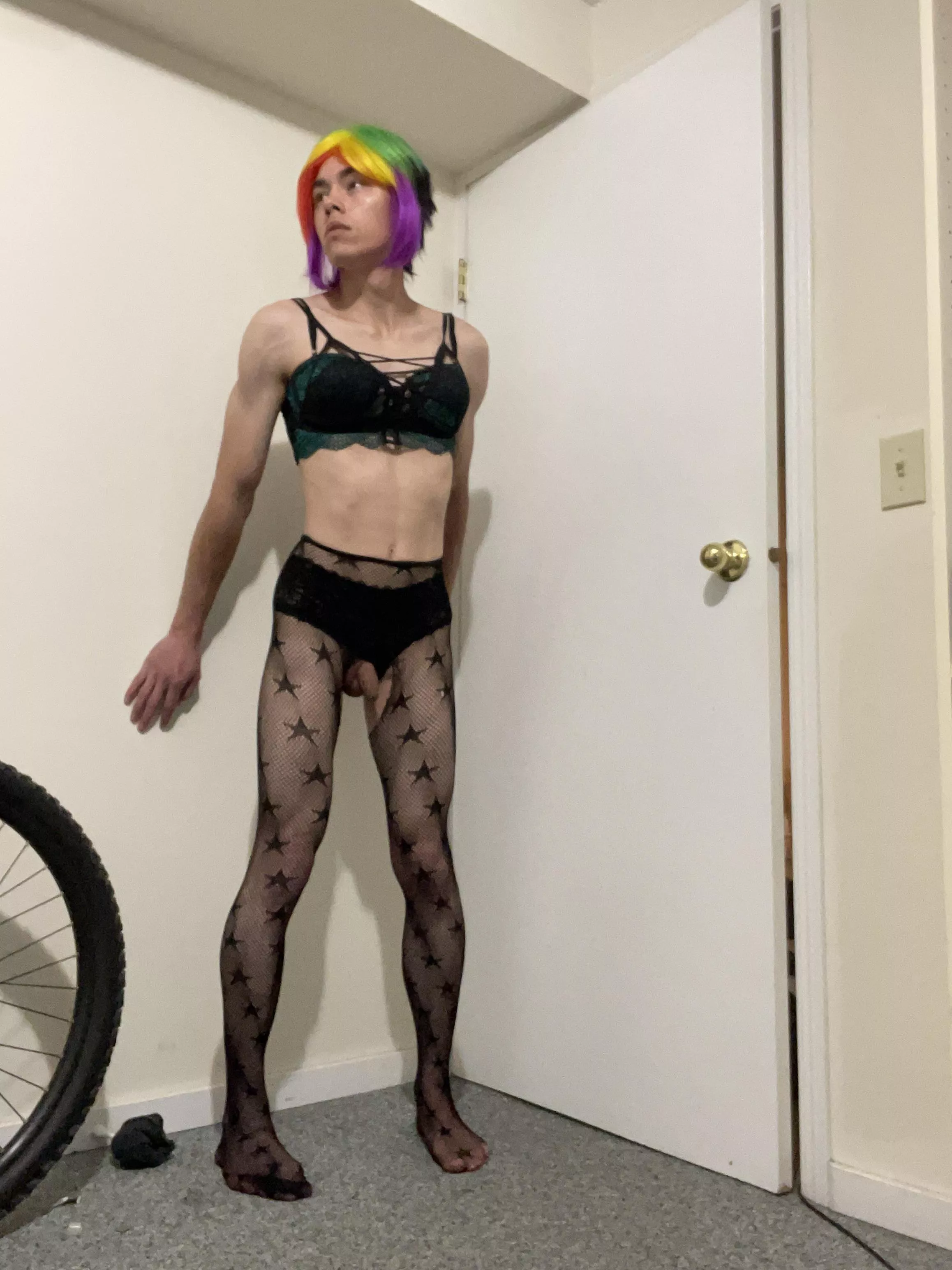 Make my tiny clit squirt 