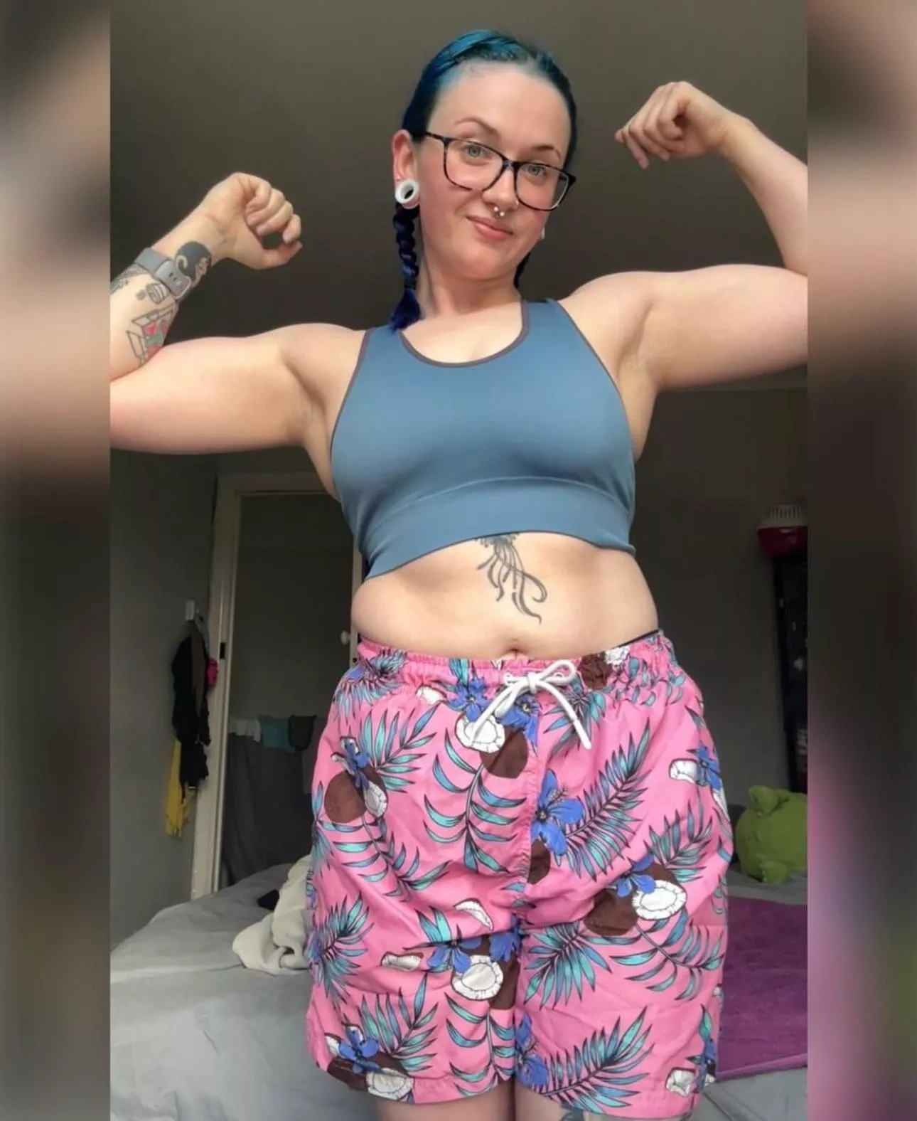 when the lighting is good, the biceps get flexed 😤💪🏻