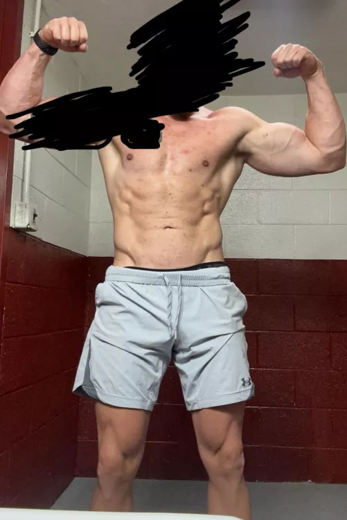 Who wants to massage out these muscles ;)