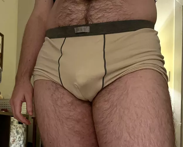 do you think my bulge is cute? 🥺