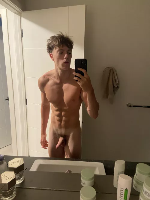 First time posting my face 🫣