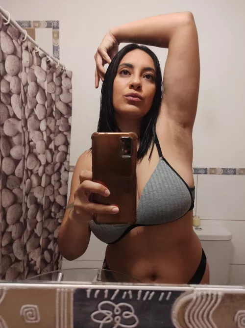 Rich shower, rich armpits