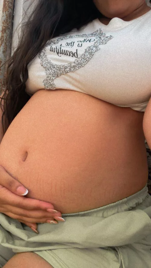 She is pregnant, she wants to gain weight, daddy wants to gain weight, telegram @Tifany55