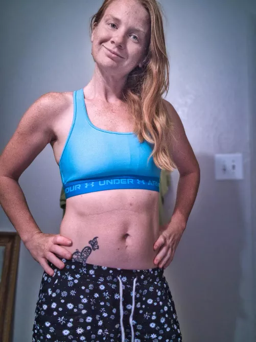 What's your idea of a perfect date with a redhead?🍷