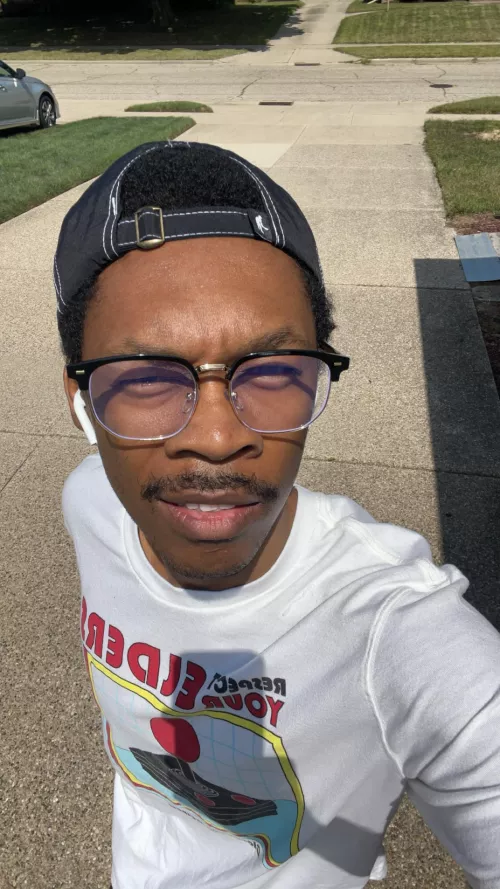 would love more friends tbh :3