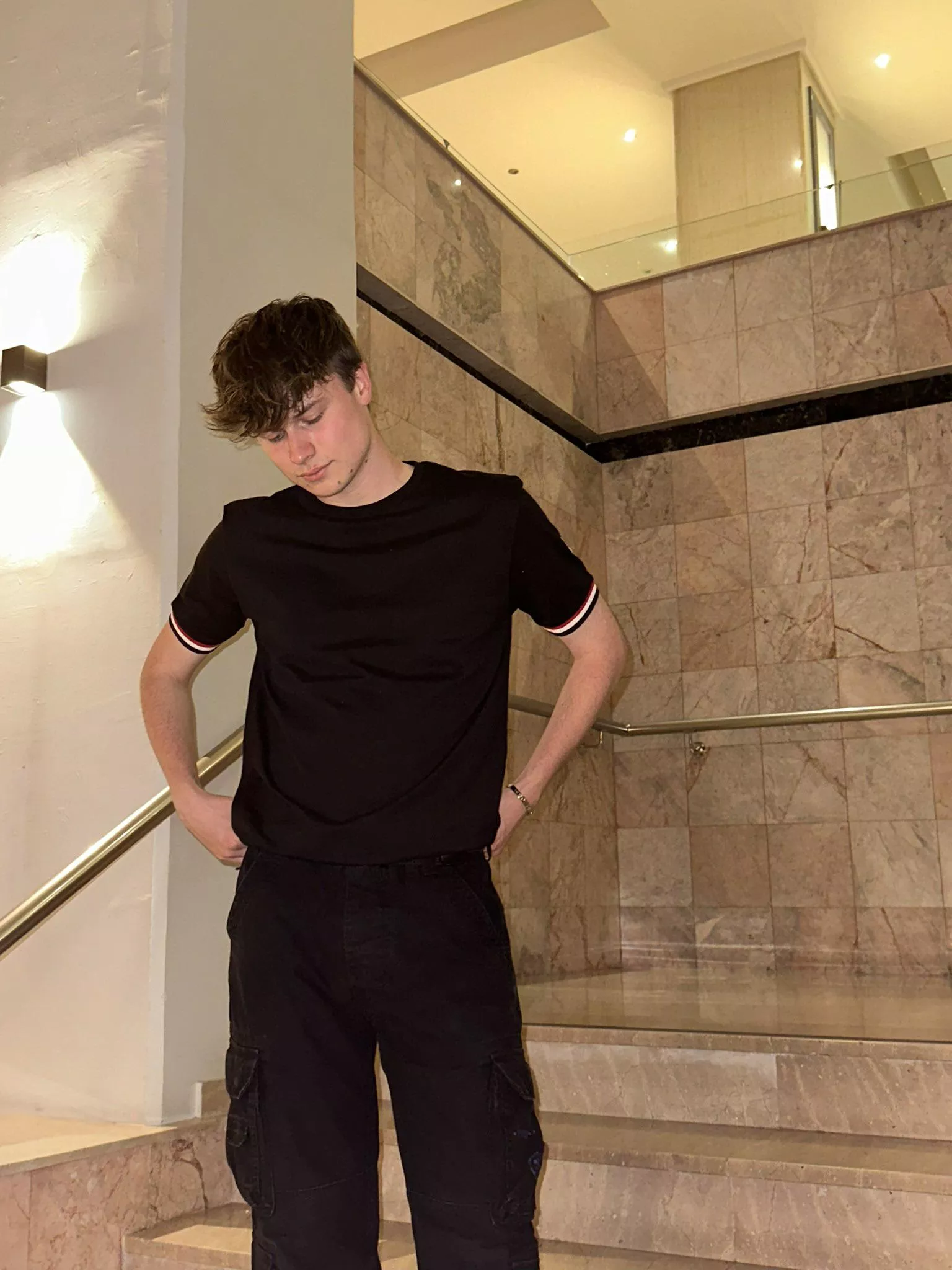 Black really looks good on me :)