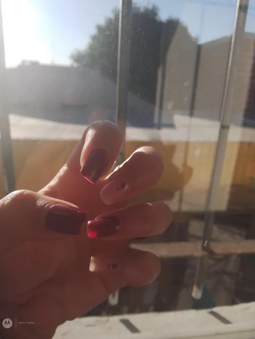 Do you think your nail color matches the thickness of your penis? 