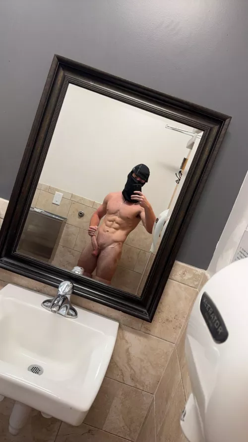 Got horny mid workout at gym. If you were my gym partner would you help me out? 